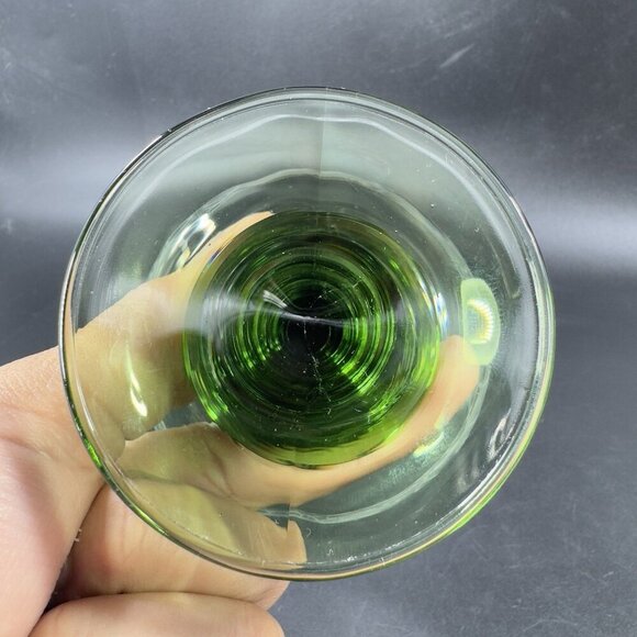 Vintage German Roemer Goblet Etched Beehive Manganese 365nm Green UV Glow Cup - Picture 11 of 13